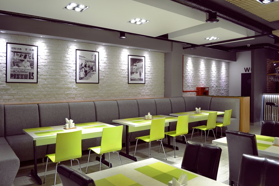 Интерьер пиццерии