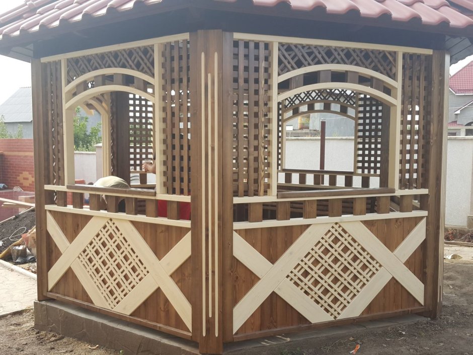Обшивка беседки