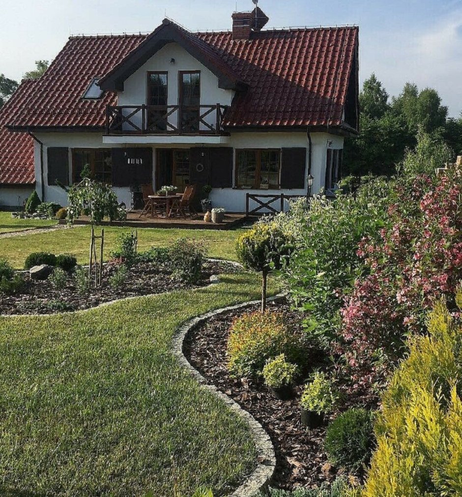 Красивый дом с участком