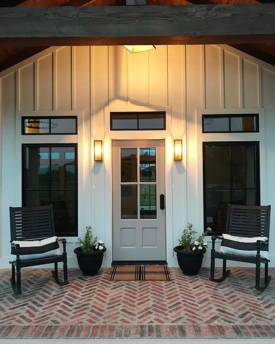 Подсветка крыльца