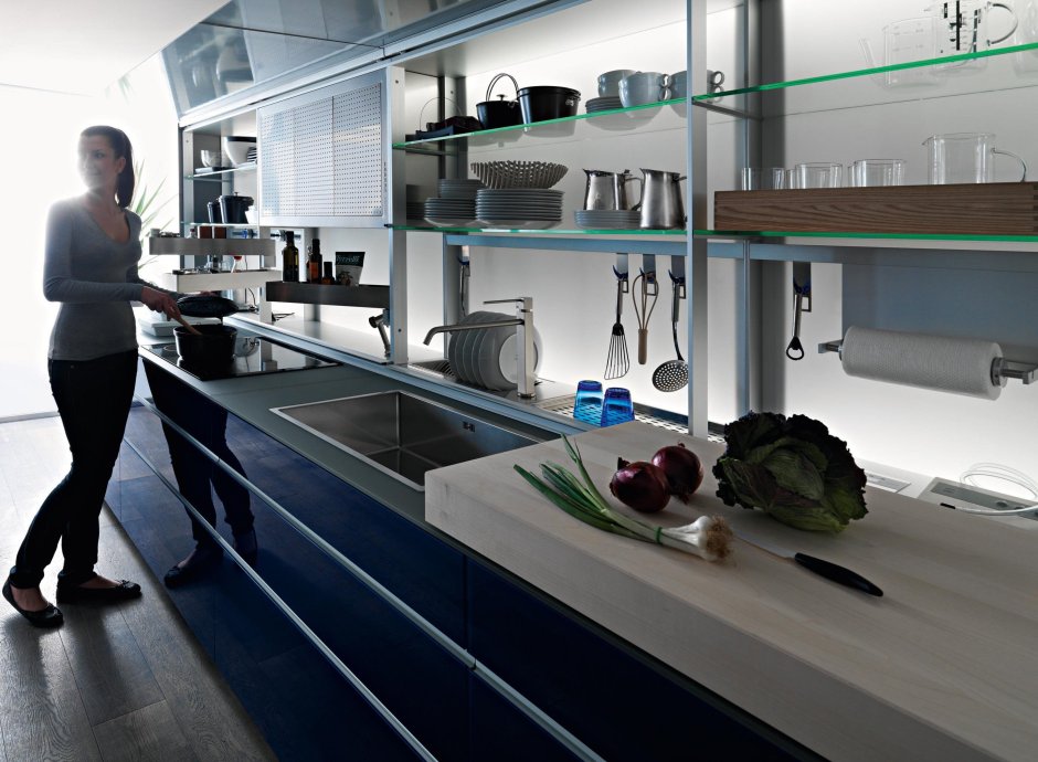 Скрытый ящик для столовых приборов Блюм