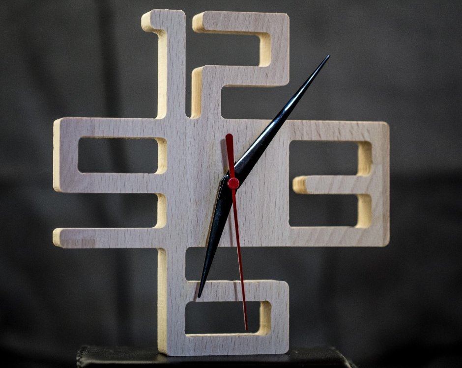 Оригинальные настенные часы