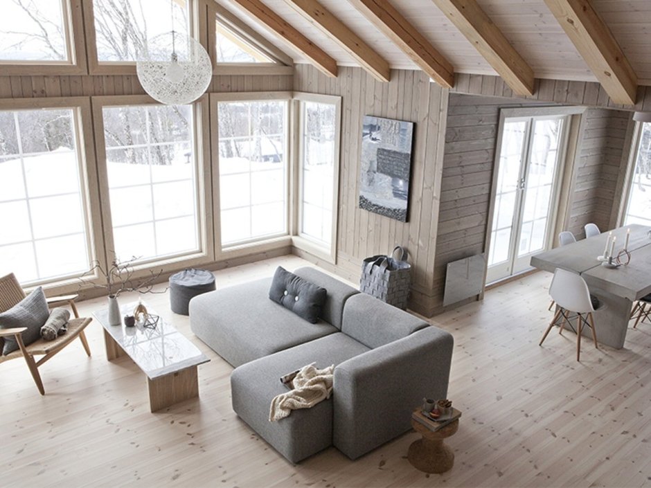 Интерьер в скандинавском стиле в деревянном доме