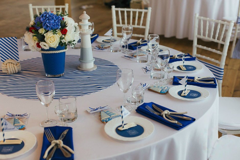 Украшение столов в морском стиле на свадьбу