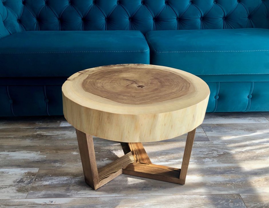 Кофейный столик из спила дерева