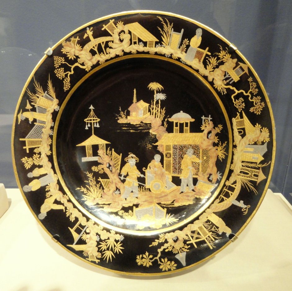 Севрская фарфоровая мануфактура Шинуазри