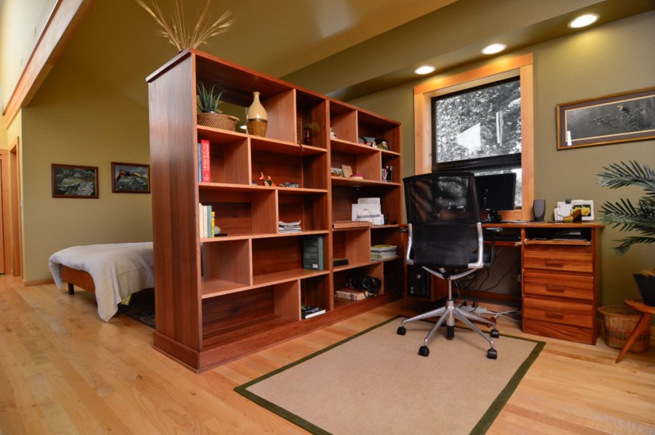 Стеллаж в комнату