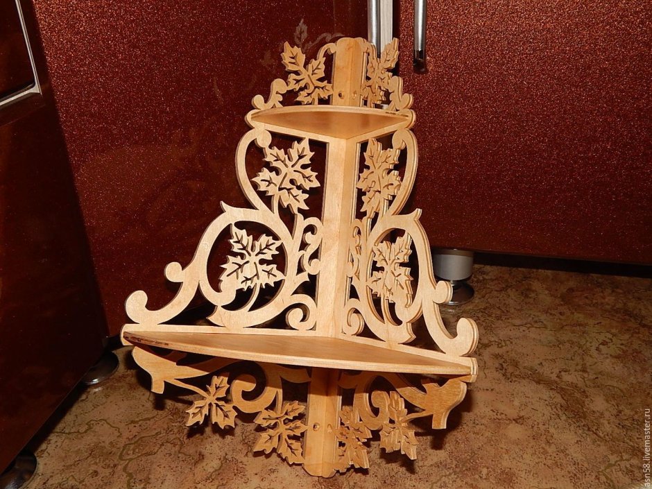 Иконостас угловой резной