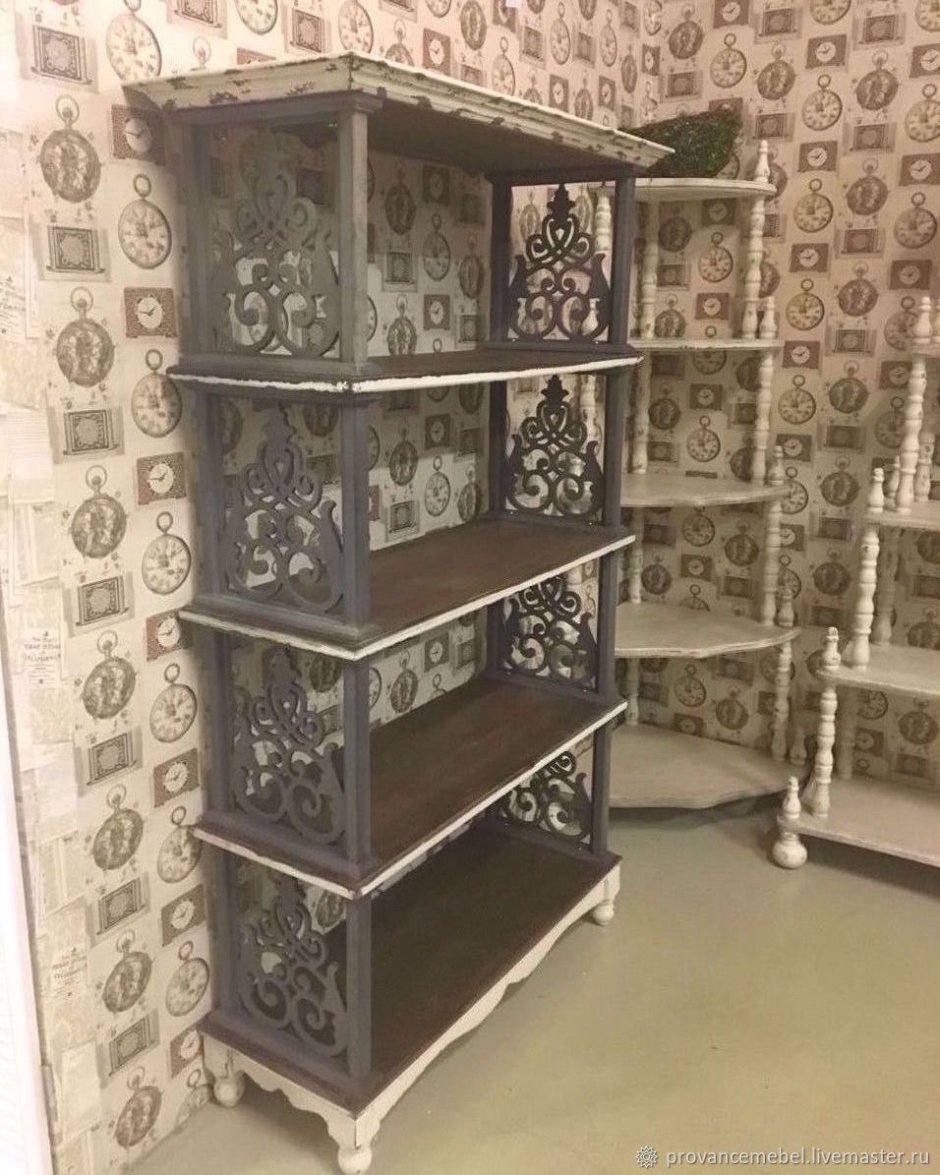Этажерка резная