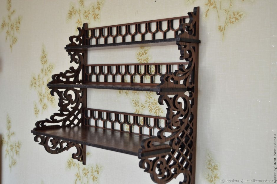 Угловая полочка из фанеры