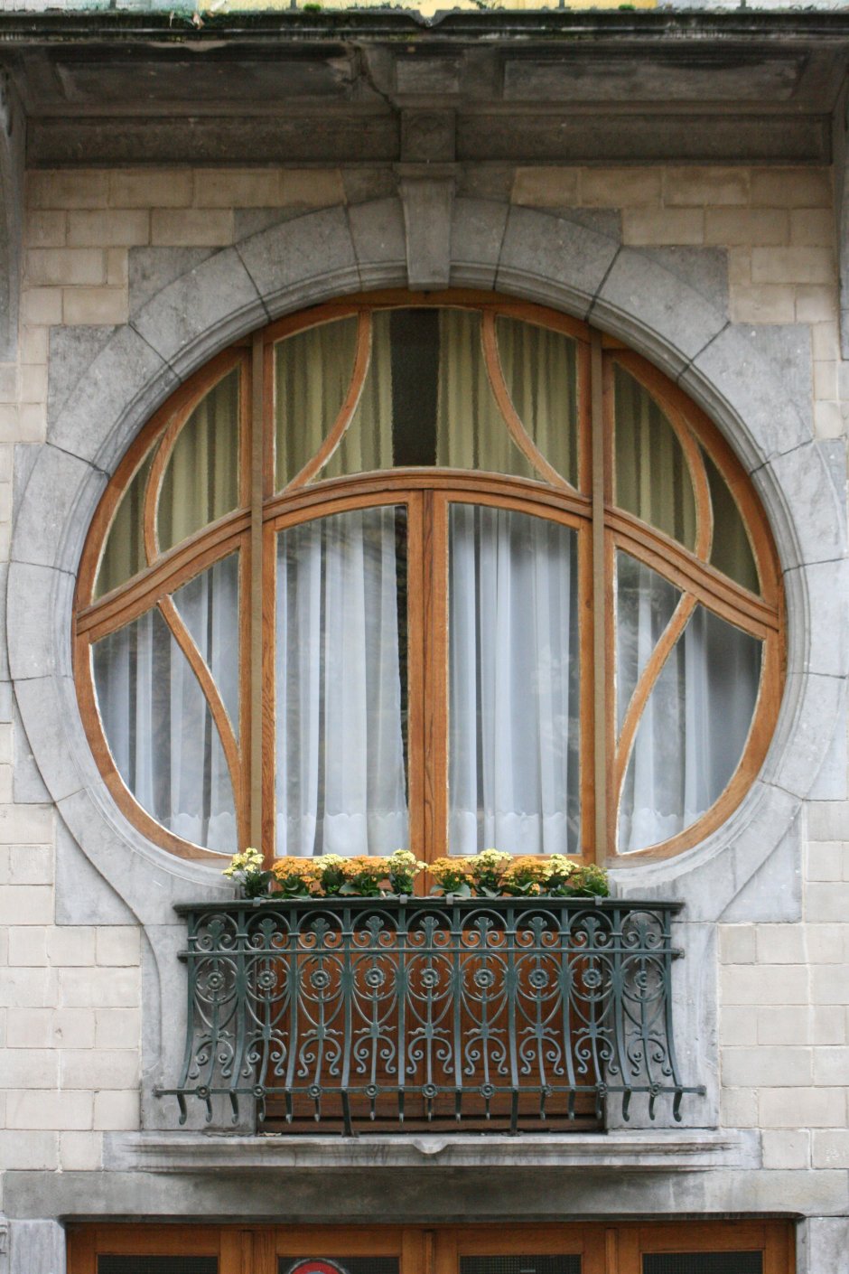 «Ар-нуво» (Art nouveau, Франция, Эктор Гимар)