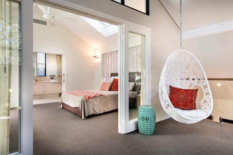 Бескаркасный пуф в интерьере