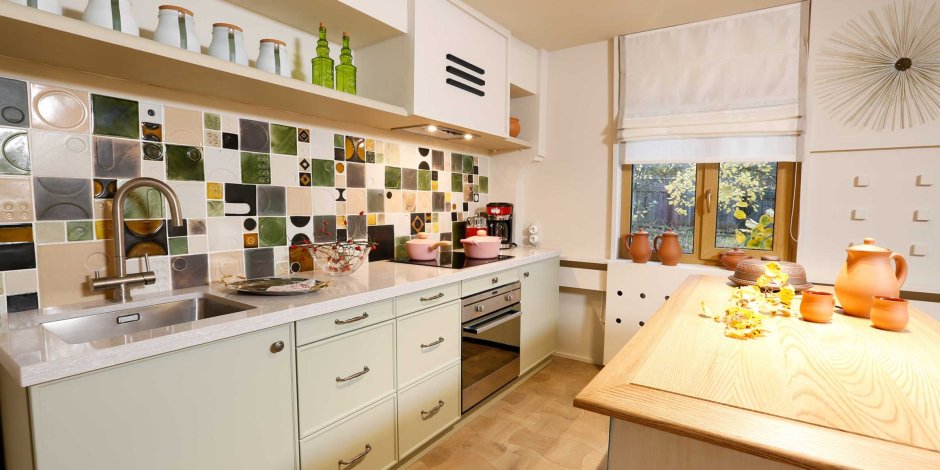 Черный фартук для кухни