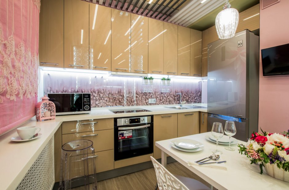 Красивые прямые кухни