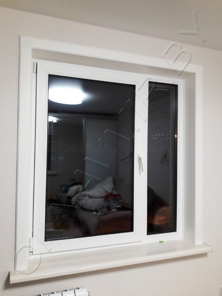 Потайная дверь зеркало с багетом