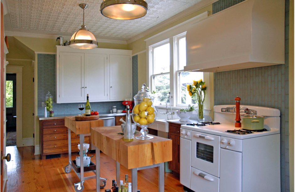 Потолок на кухне варианты отделки эконом