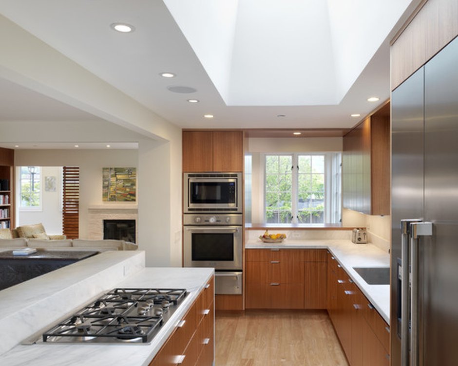 Потолок на большую кухню