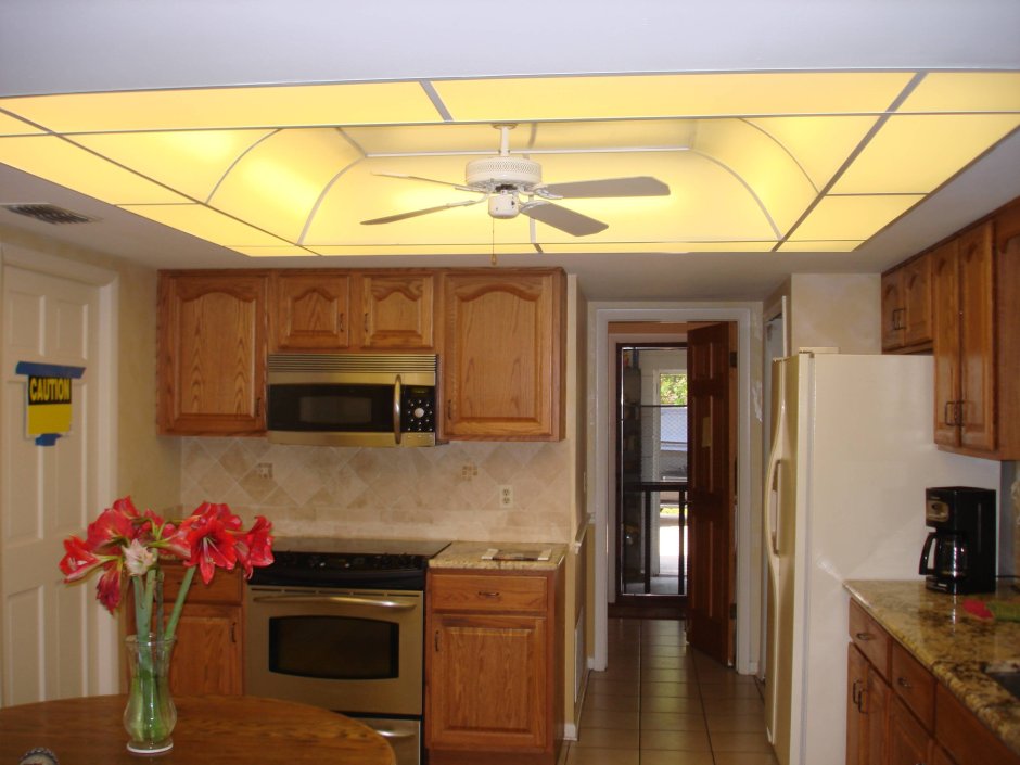 Навесной потолок на кухне своими руками