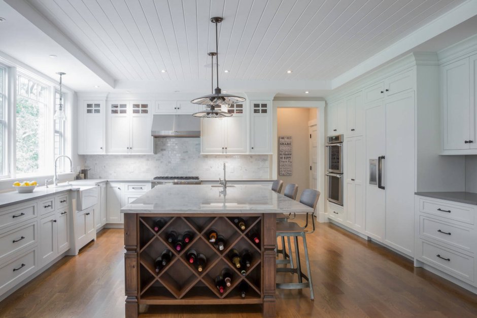 Пластиковый потолок на кухне