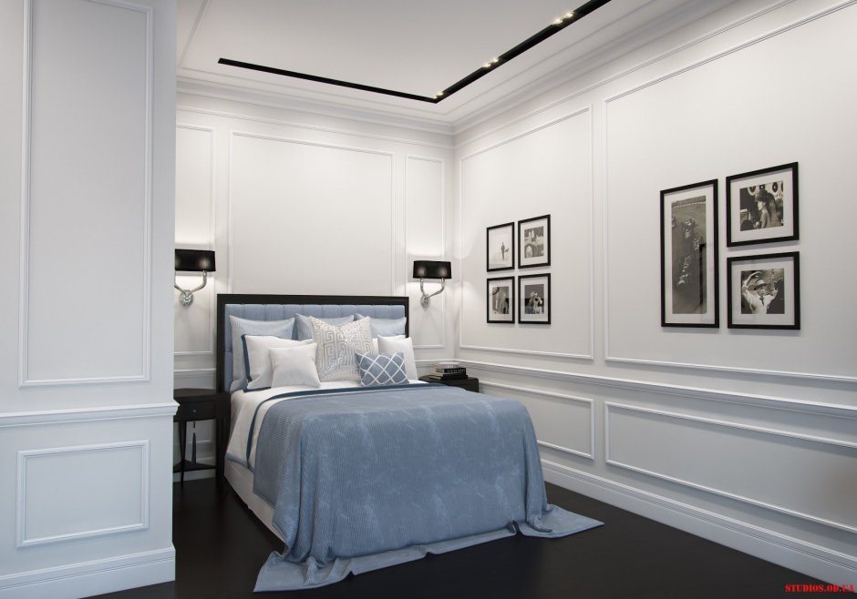 Широкий потолочный плинтус