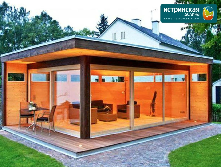 Застекленная беседка