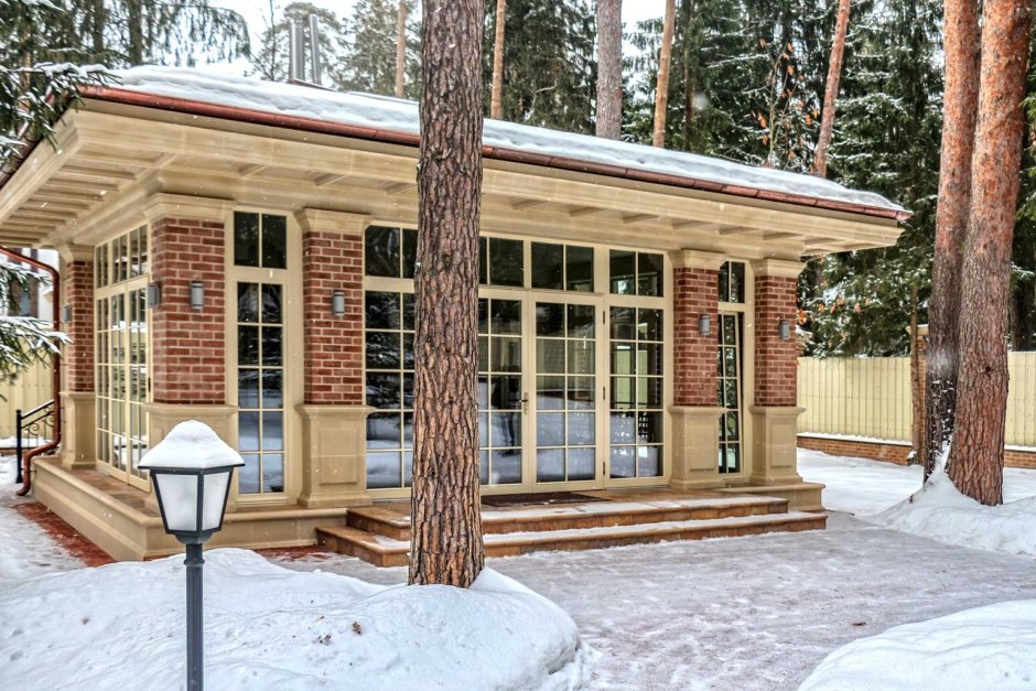 Зимняя беседка с мангалом