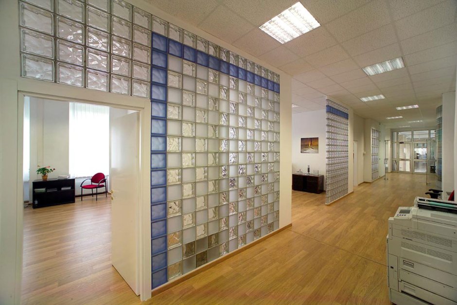 Перегородка для душа со стеклоблоками