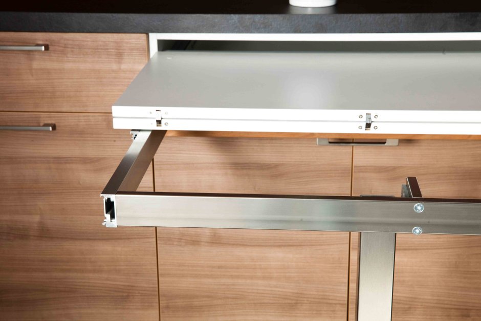 Раздвижной кухонный фартук