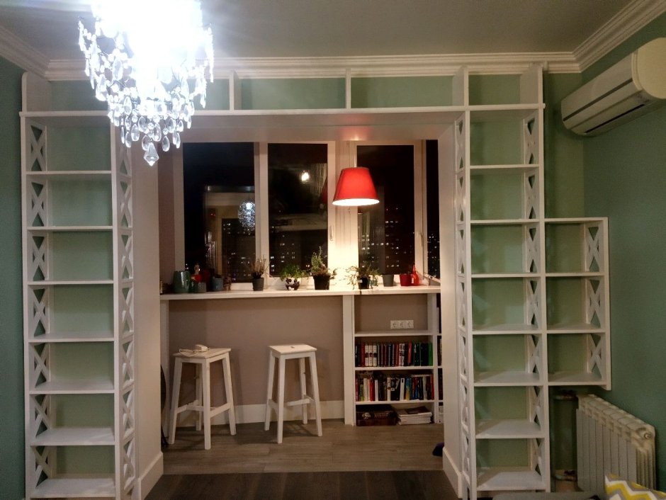 Книжные полки в интерьере