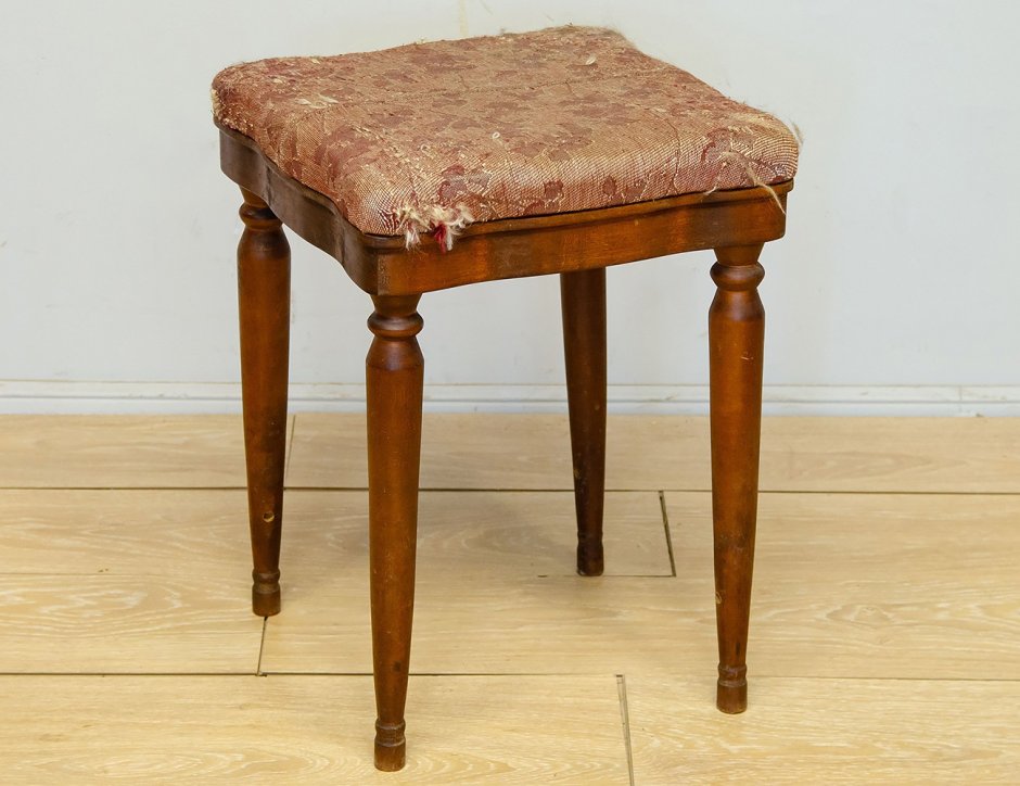 Банкетка антикварная