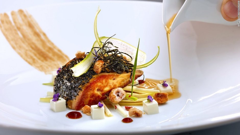 Подача блюд в мишленовских ресторанах