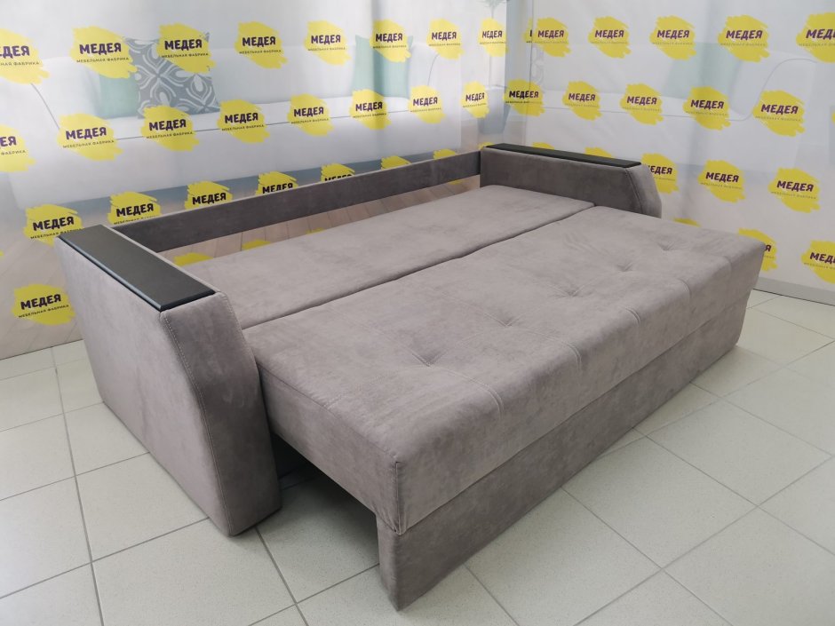 Медея Семенов диваны