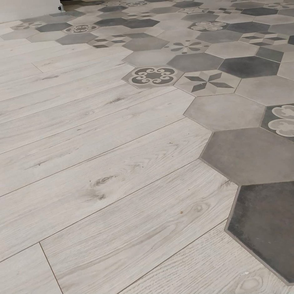 Плитка совмещенная с ламинатом