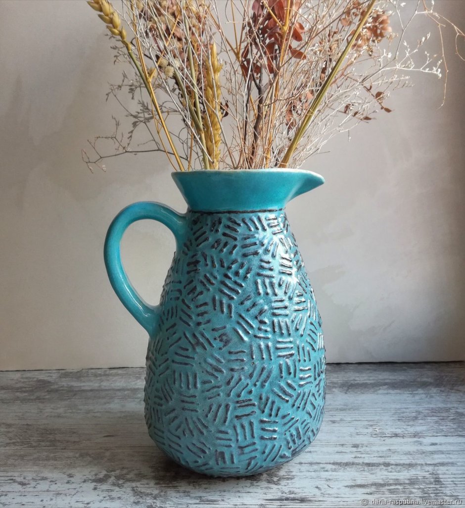 Декор для сада из старой лейки