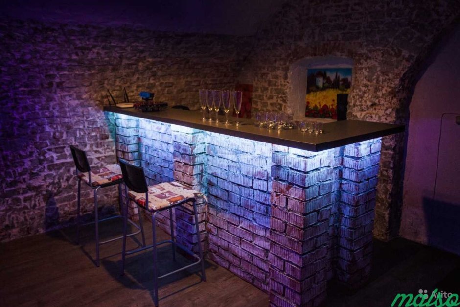 Барная стойка из кирпича