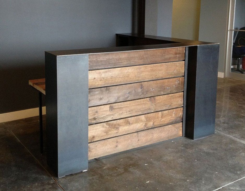 Лофт диджейская стойка