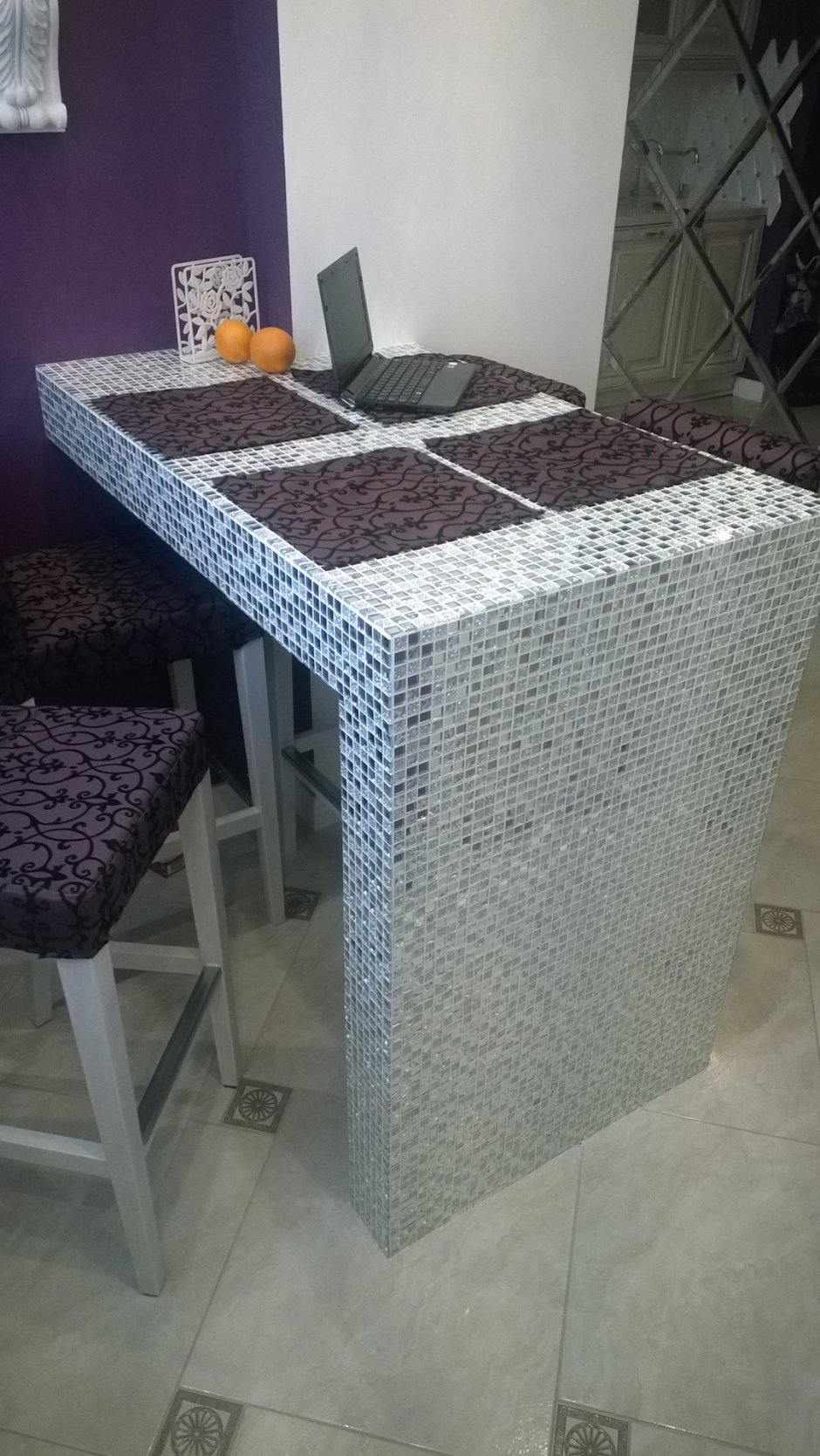 Барная стойка из плитки