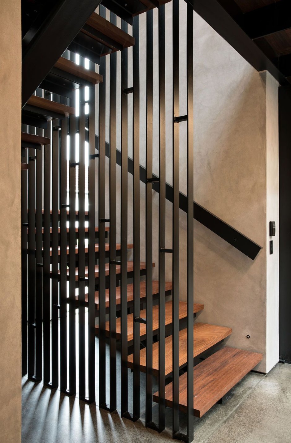 Реечное ограждение лестницы