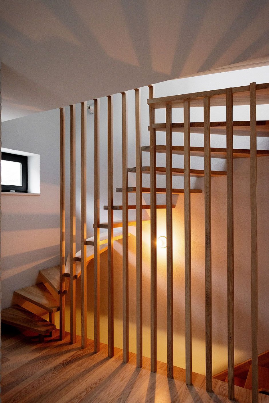 Перегородка для лестницы