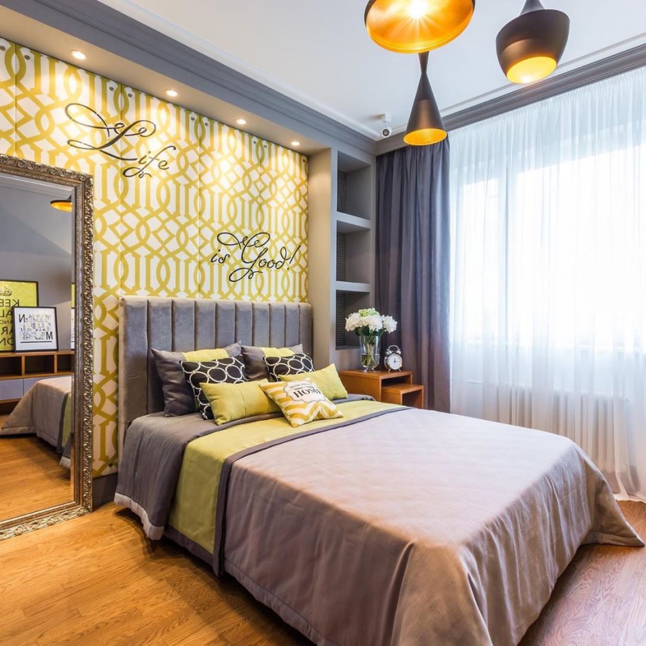 Спальня в золотисто желтых тонах