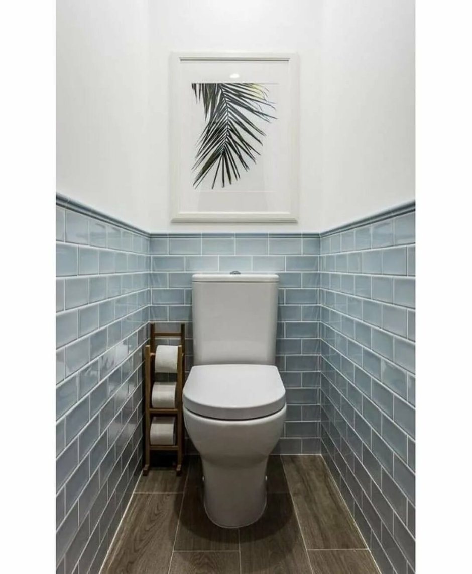 Плинтус в туалете