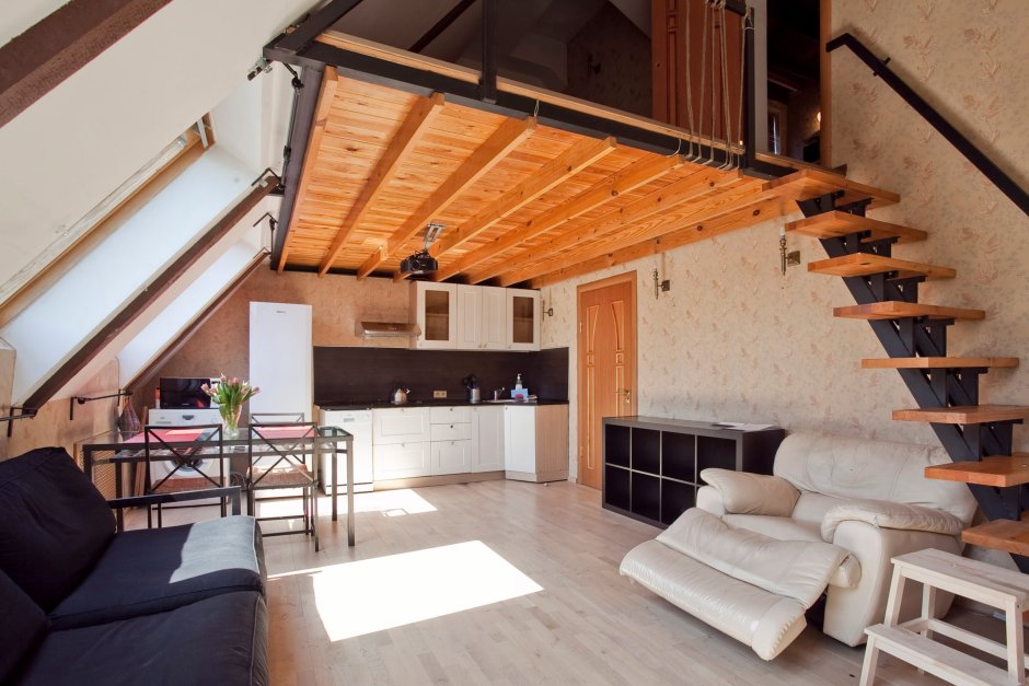 Второй этаж 70м2 мансарда