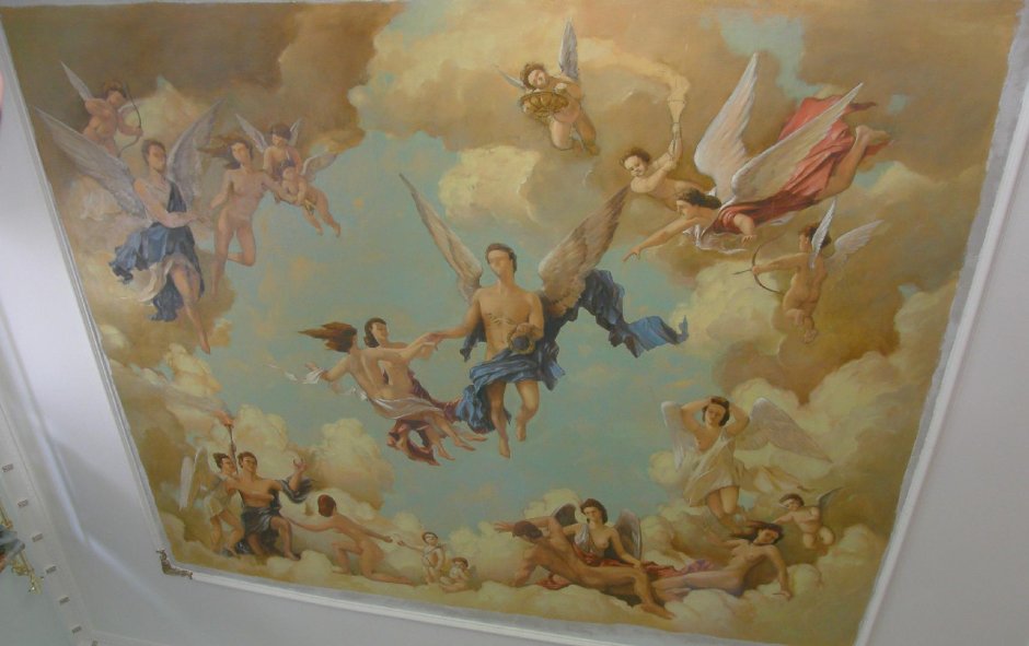 Потолок с ангелами