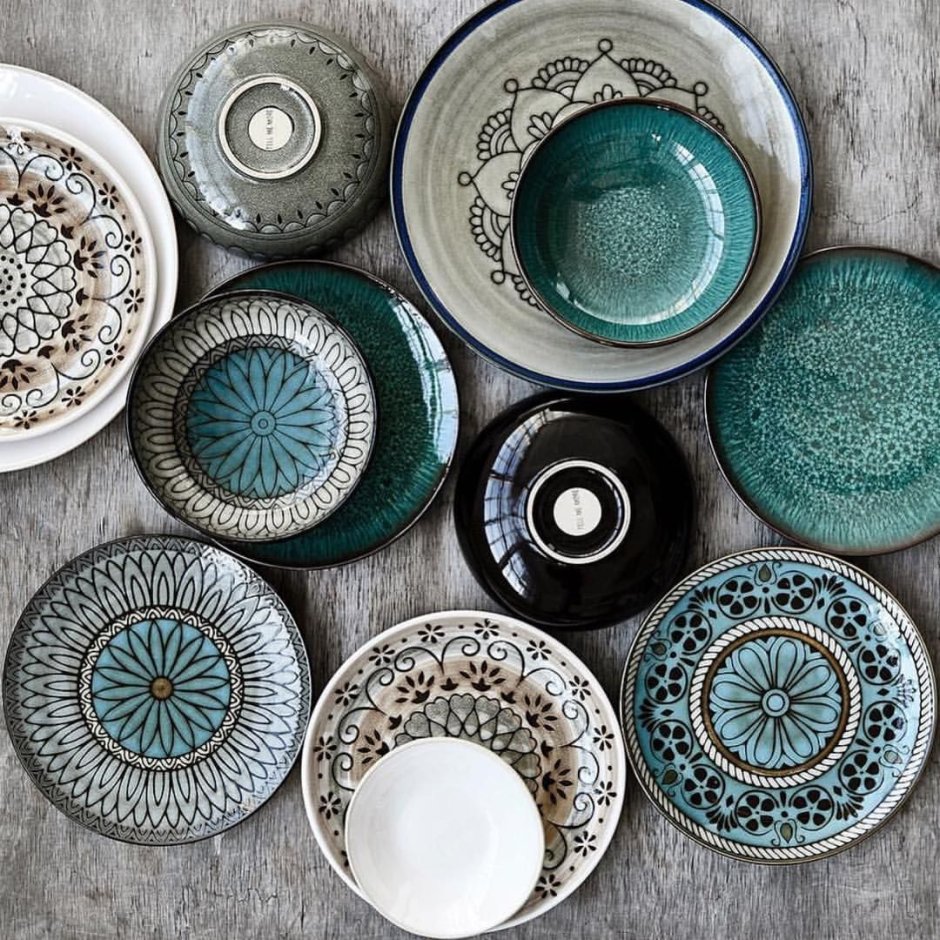 Керамическая тарелка