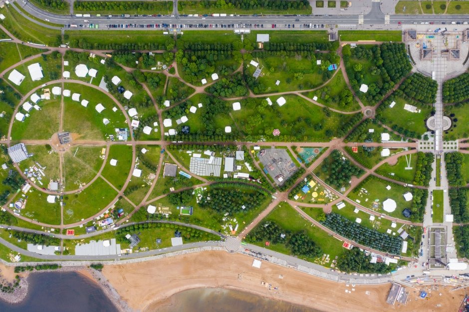 Парк 300-летия Санкт-Петербурга сверху