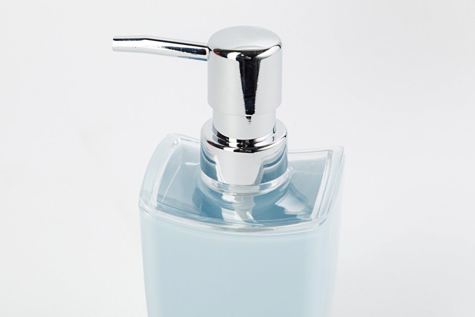 Леруа Мерлен диспенсер