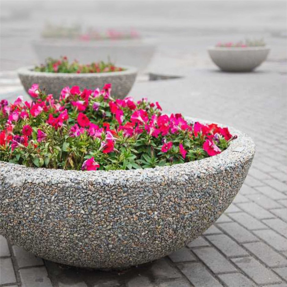 Вазоны уличные