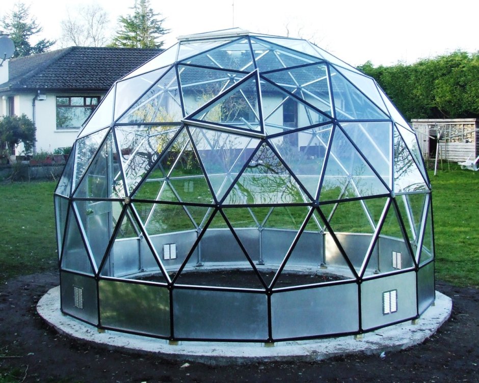 Геокупол остеклённый