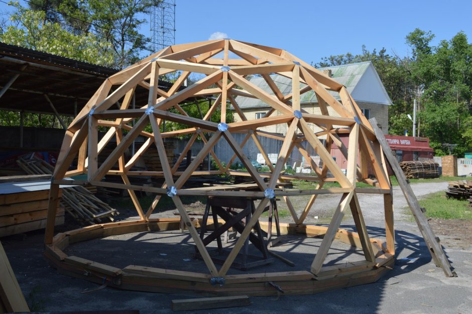 Каркасный геокупол