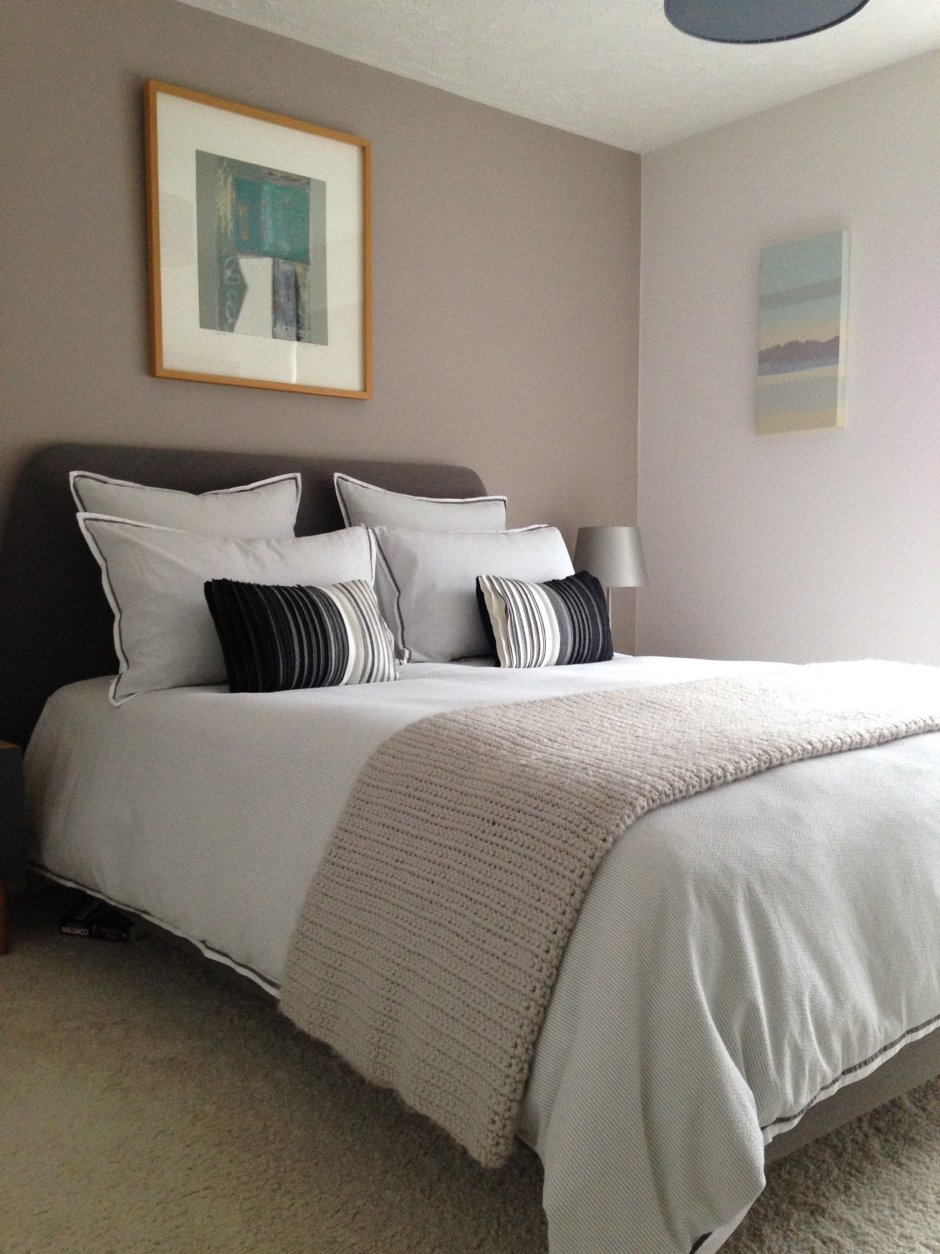 Краска для стен в спальне